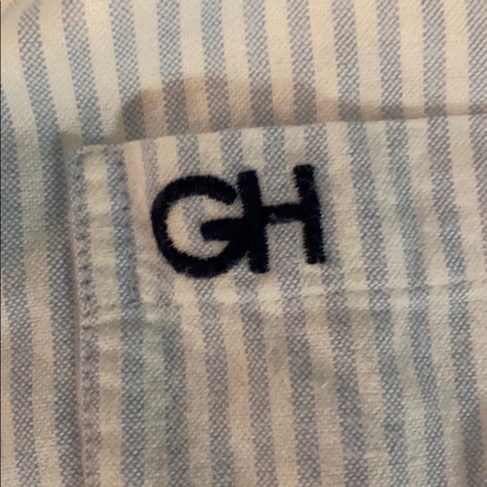 Gillyhicks button down - Picture 3 of 3